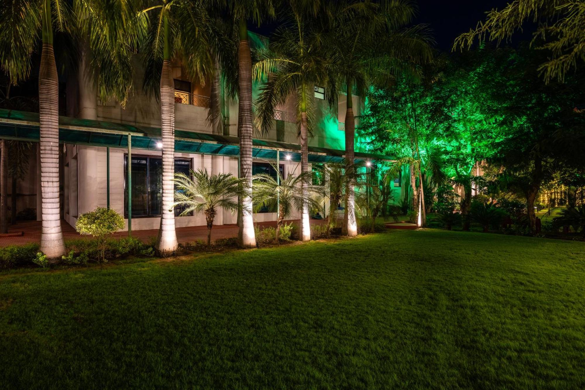 Nine Palms Villa Jaipur Buitenkant foto